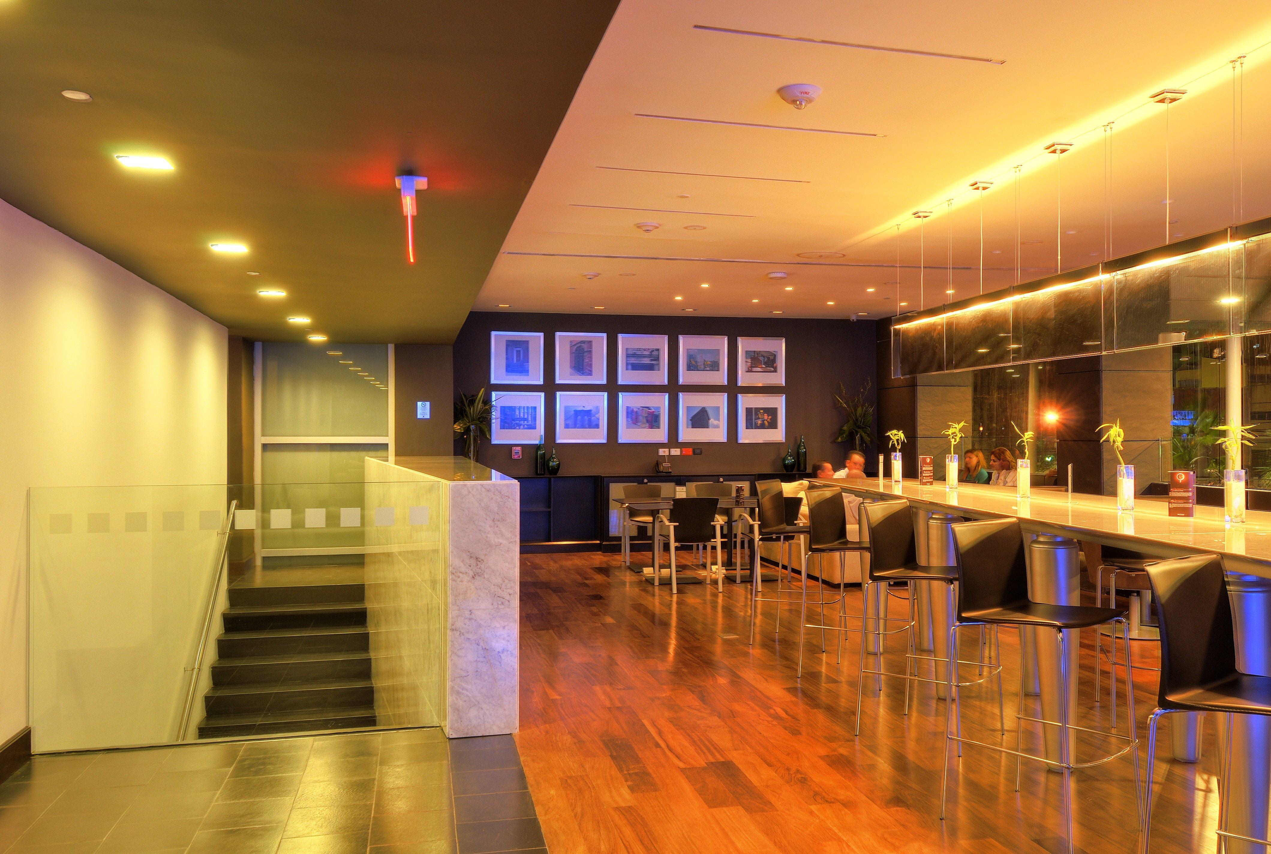 Holiday Inn Santo Domingo By Ihg Exterior foto The Star Alliance Gold Lounge at Hong Kong International Airport