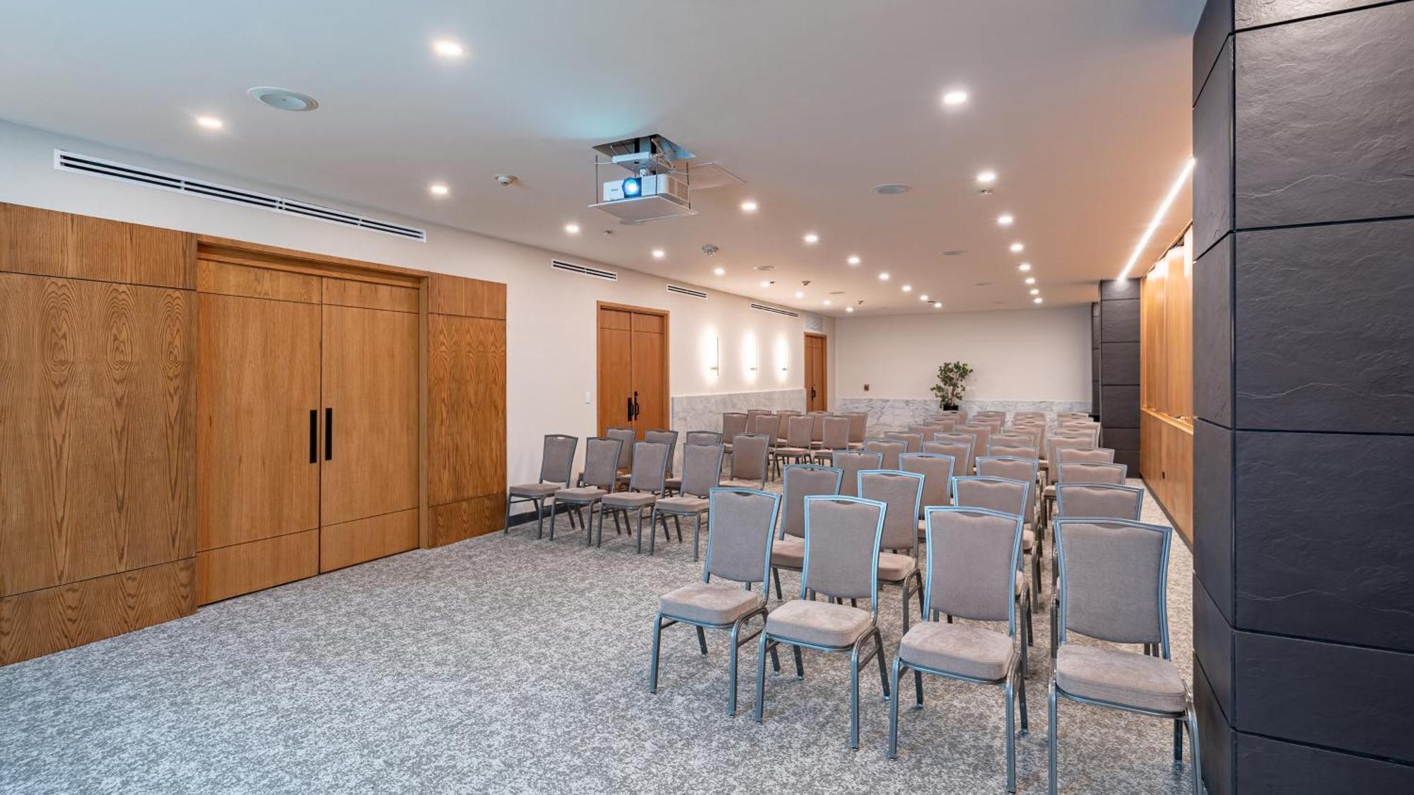 Holiday Inn Santo Domingo By Ihg Exterior foto The meeting room